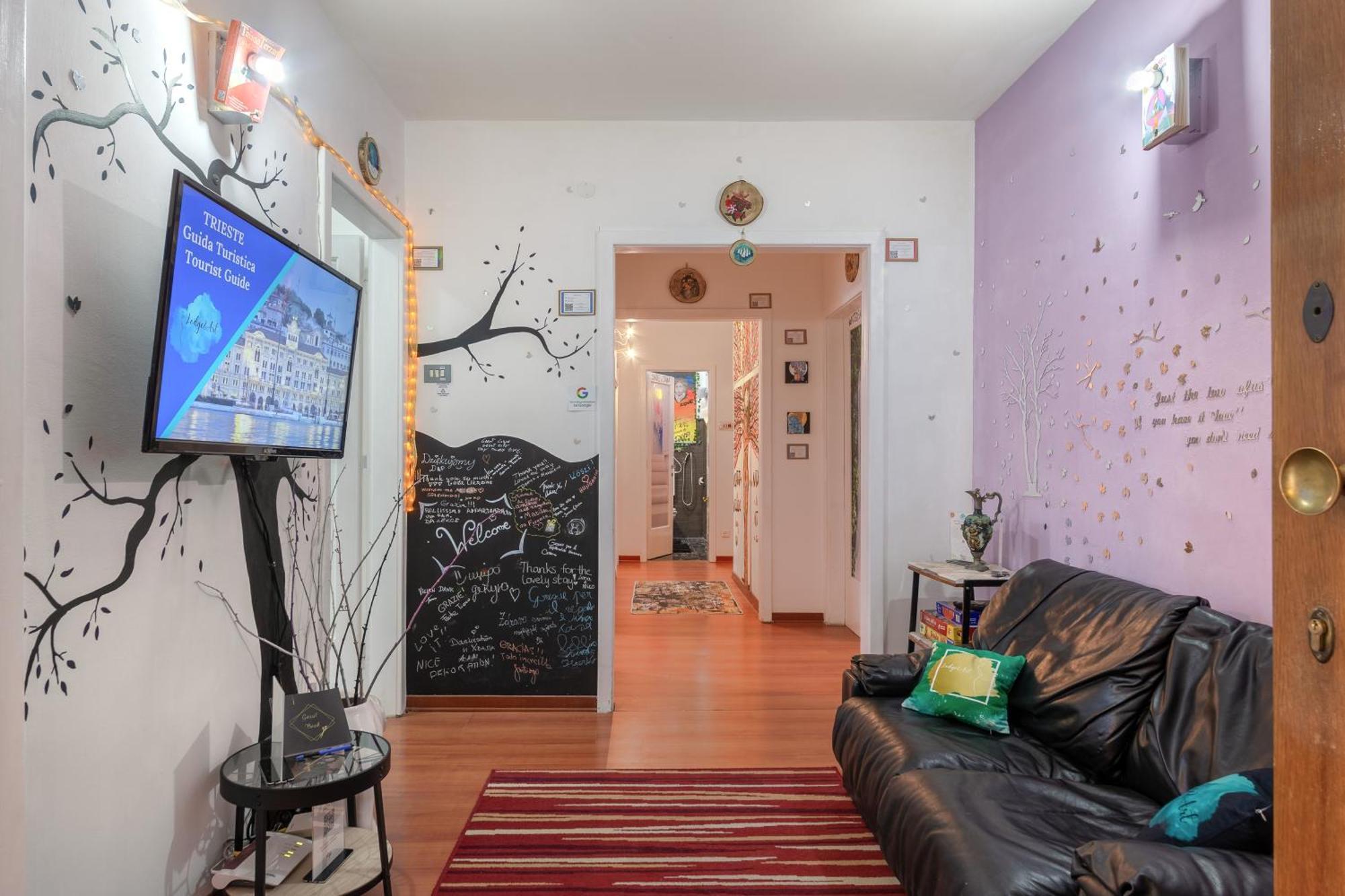 Lodge&Art Hostel Trieste Bagian luar foto