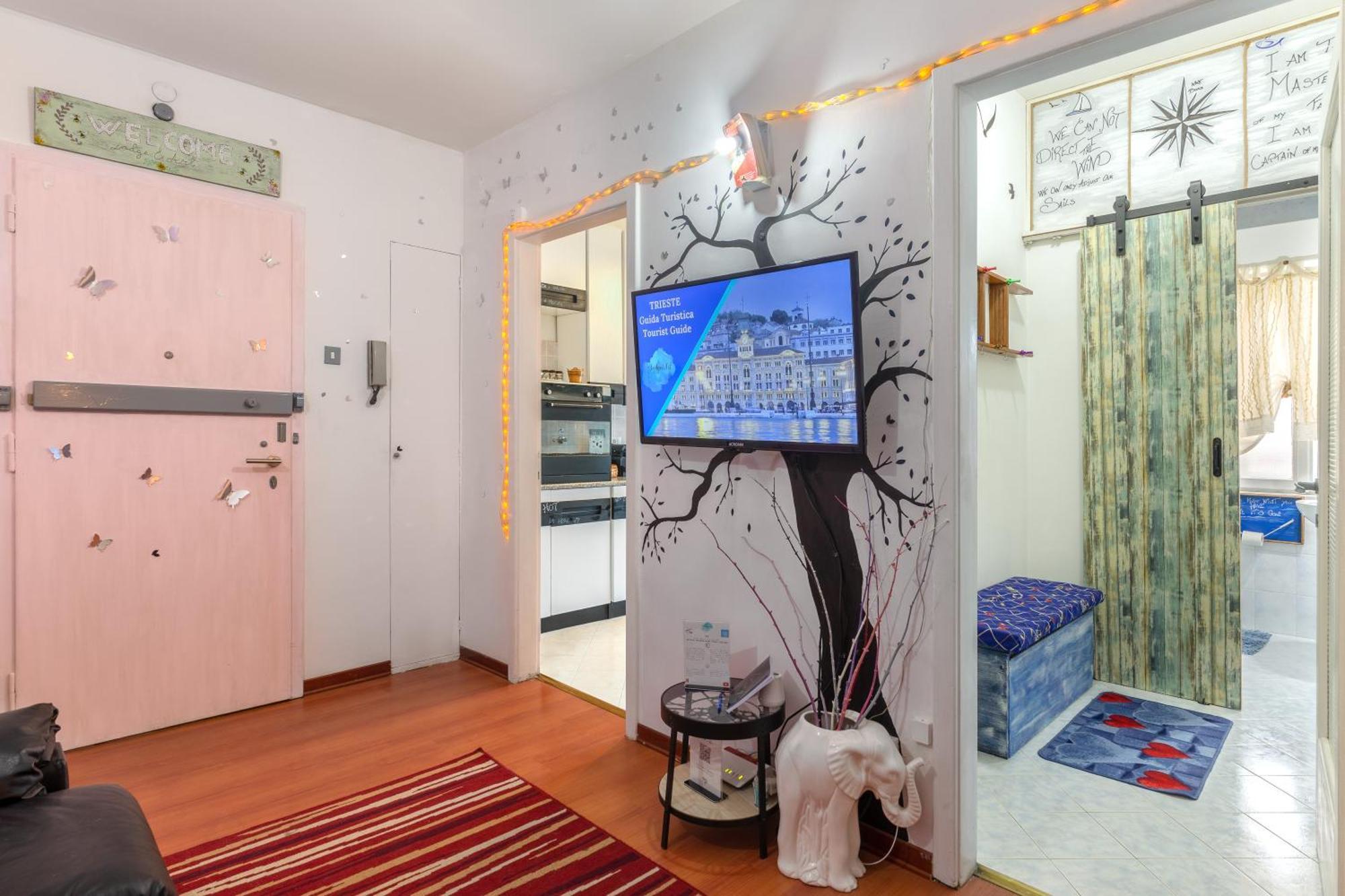 Lodge&Art Hostel Trieste Bagian luar foto